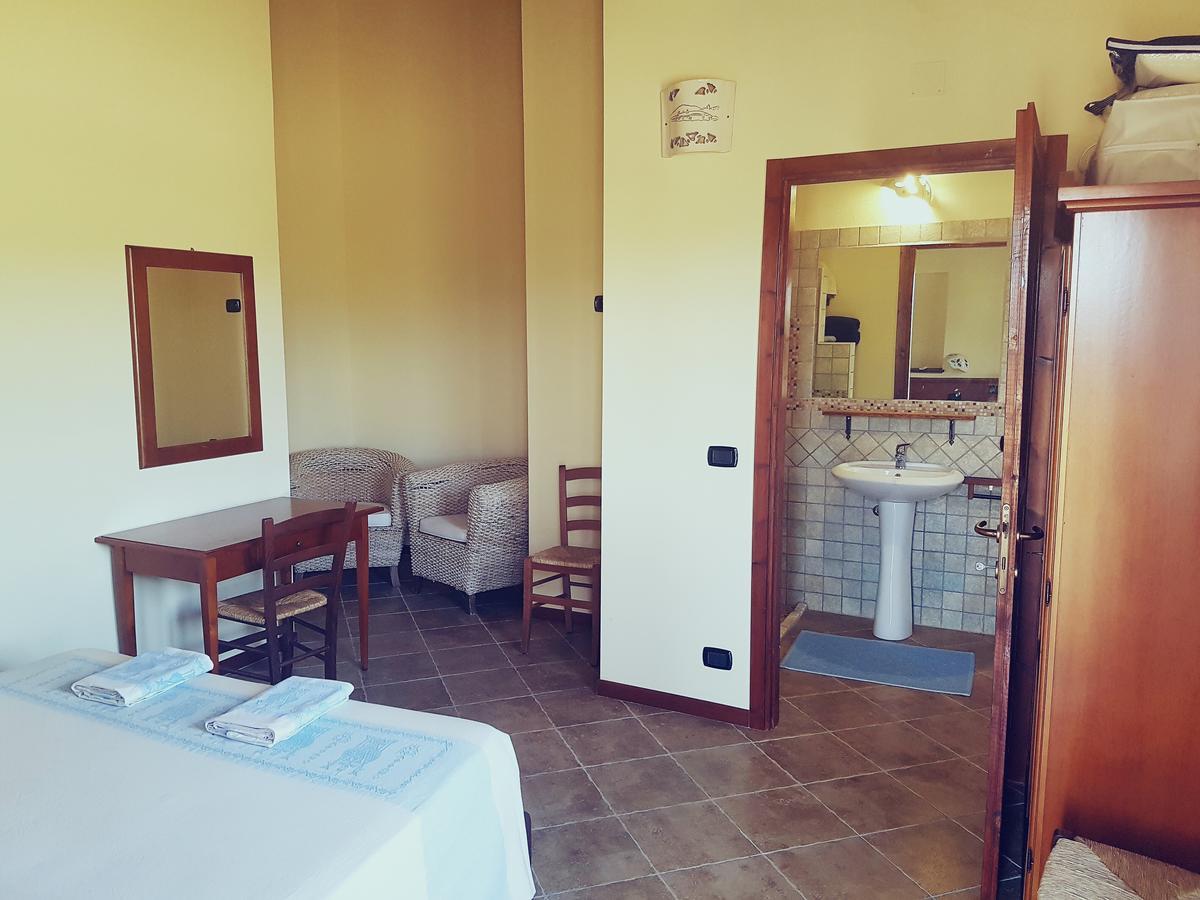 Agriturismo Gennemara B&B Perdaxius Экстерьер фото