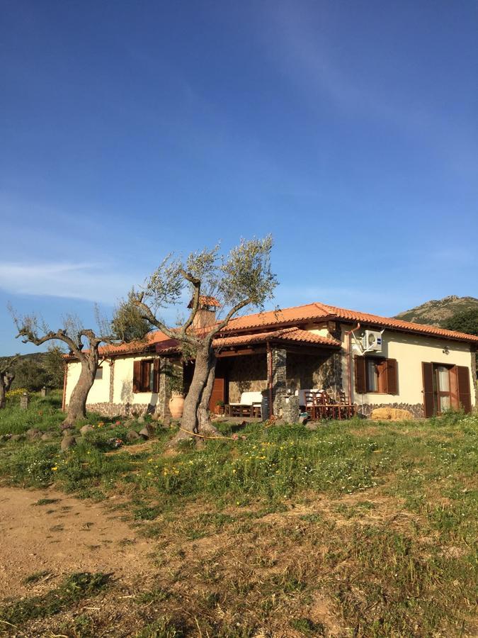 Agriturismo Gennemara B&B Perdaxius Экстерьер фото