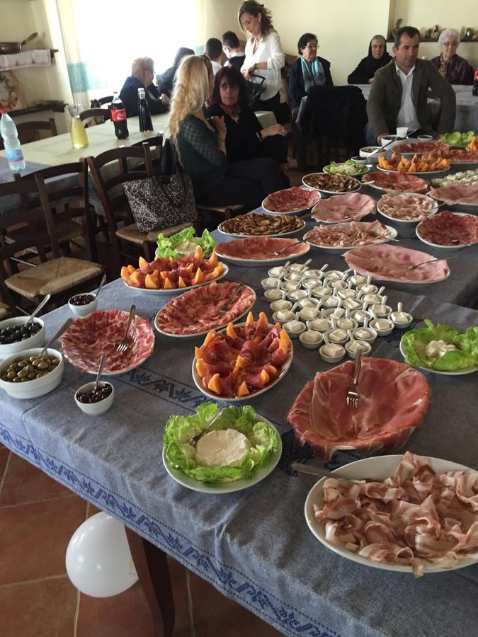 Agriturismo Gennemara B&B Perdaxius Экстерьер фото