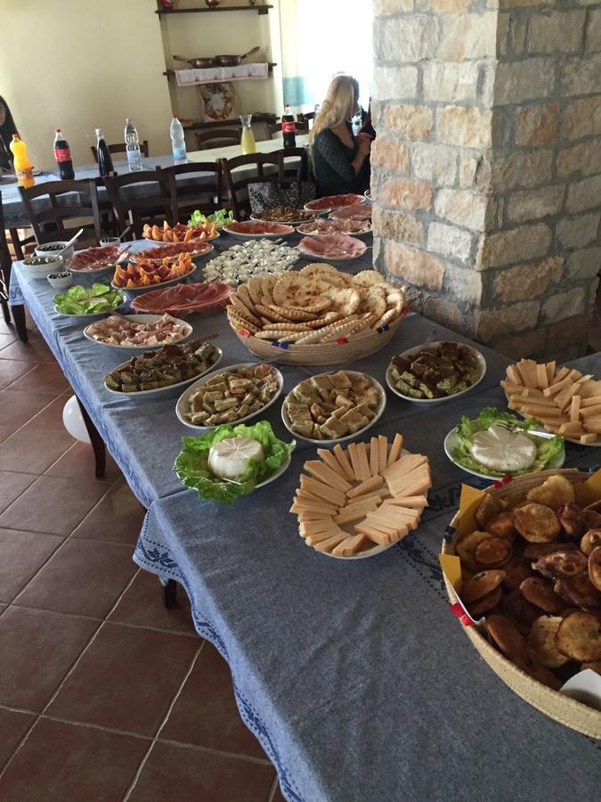 Agriturismo Gennemara B&B Perdaxius Экстерьер фото